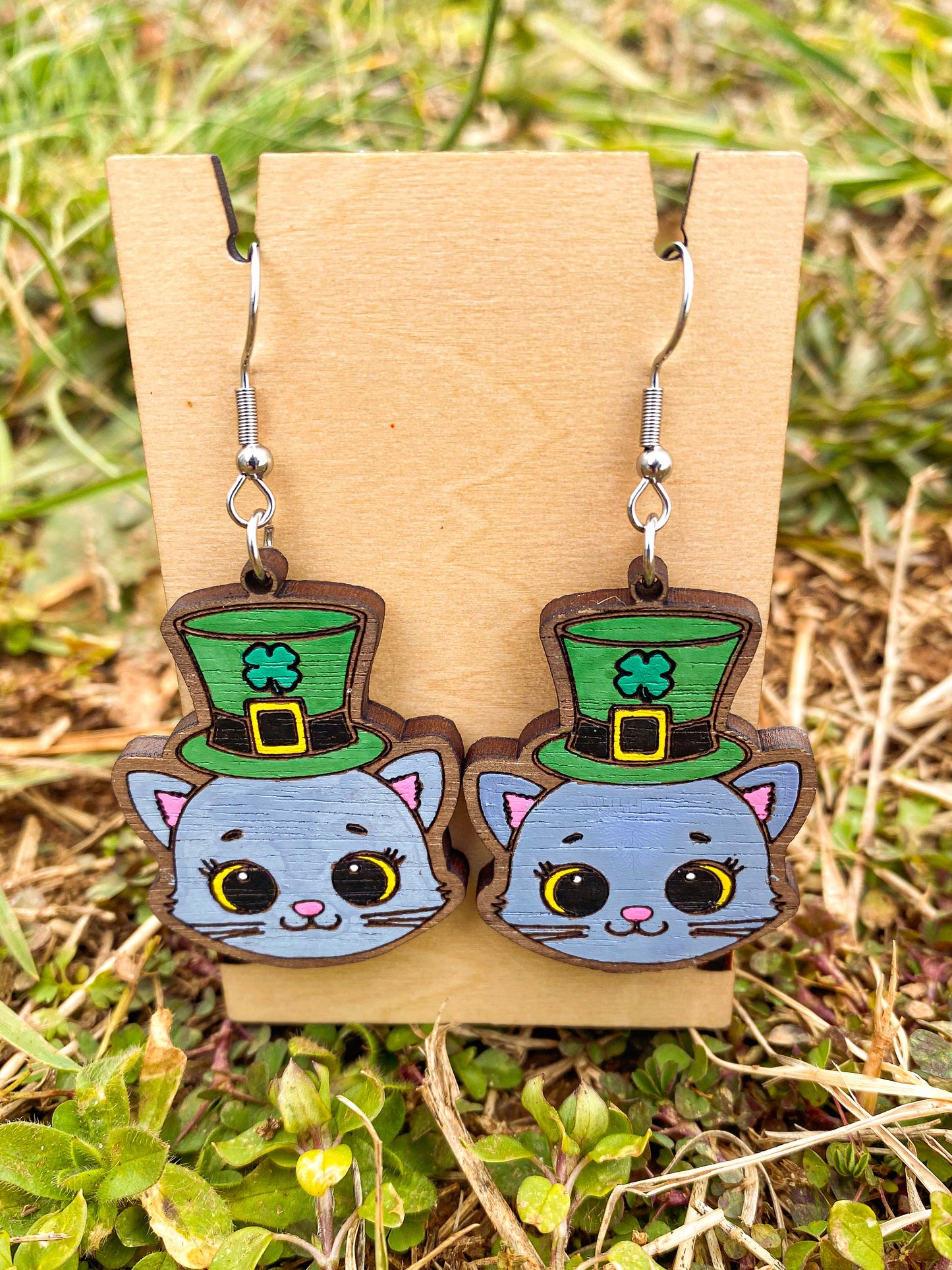 St. Patrick's Day Cute Kitten Dangle Earrings SVG Cut file