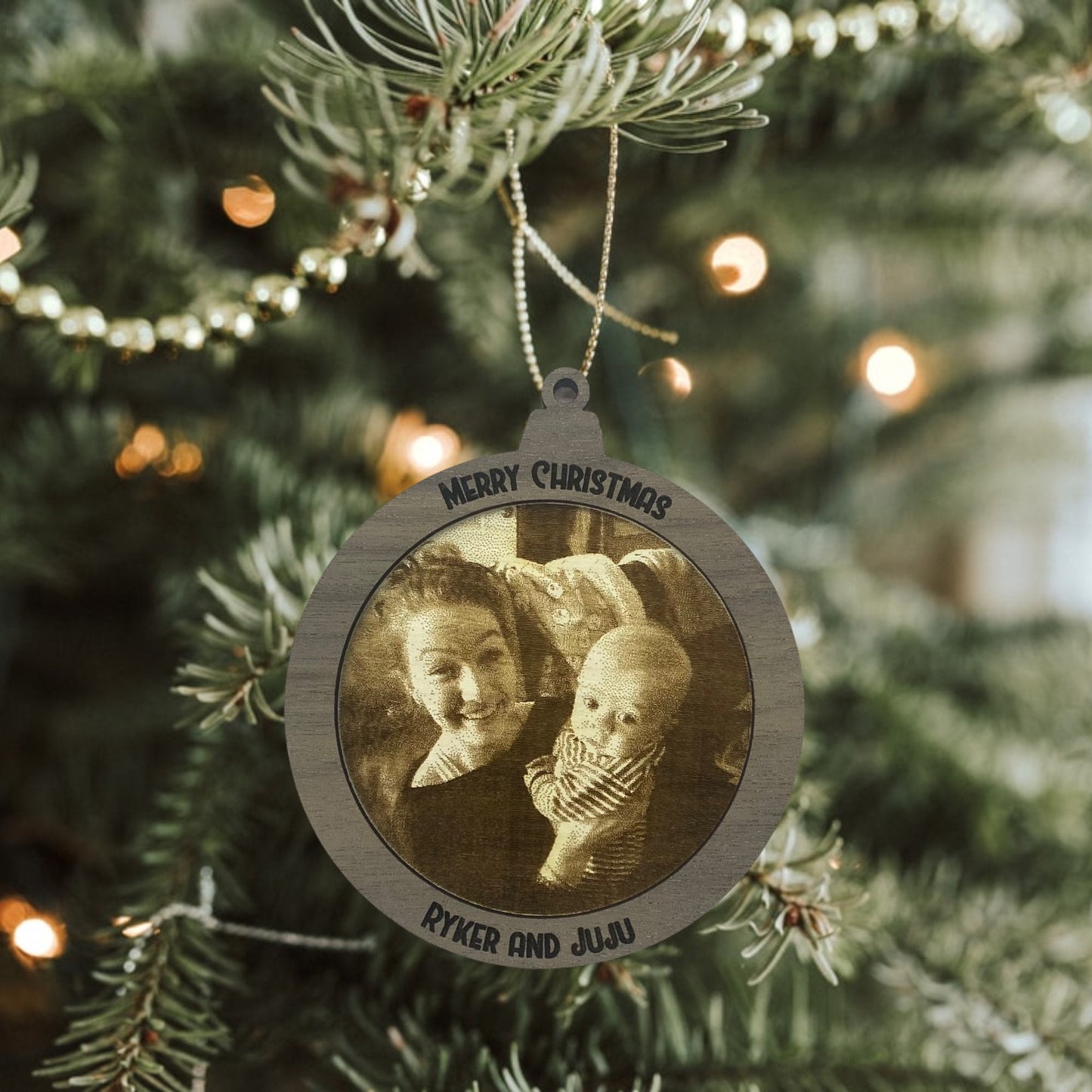 Customizable Laser-Cut Christmas Tree Ornament - Personalized Wooden Engraved Photo Christmas Ornaments | Christmas Gift Idea for Loved Ones