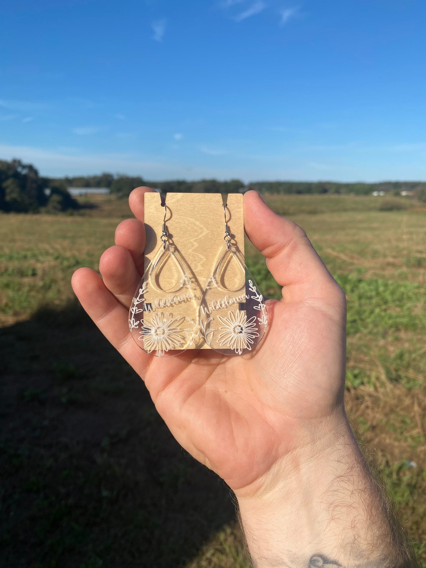 Wildflower Floral Transparent Acrylic Earrings - Laser Engraved Crystal Clear Oval Dangle Earrings | Botanical Jewelry Gift Ideas for Her